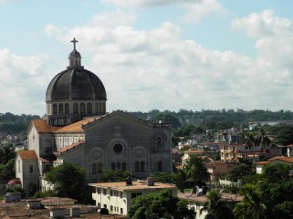 Iglesia-de-Jesus-en-Miramar-La-Habana.jpg
