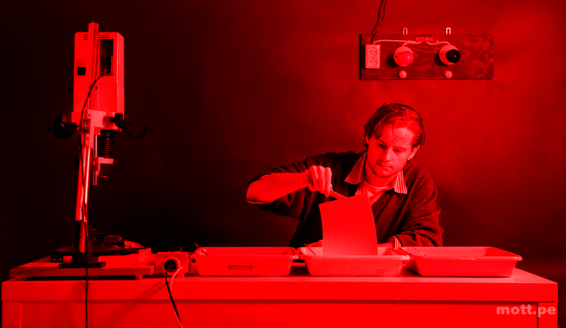 Como-hacer-revelado-fotografico-analogico-analogico-y-que-necesito-1