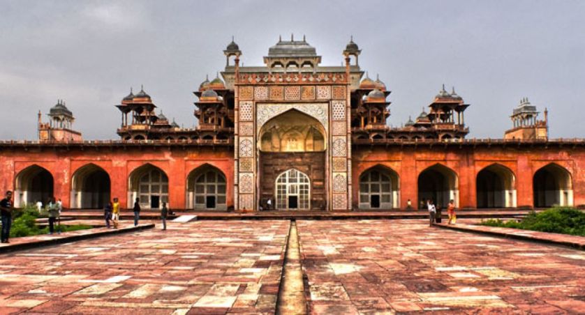 mausoleo-akbar-sikandra-portada